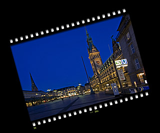 Aufnahmen von Hamburg zur blauen Stunde