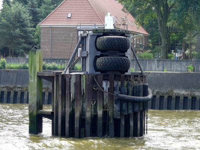 Feuer Trockendock mit neuer Laterne