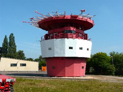 Laterne und Tieflader